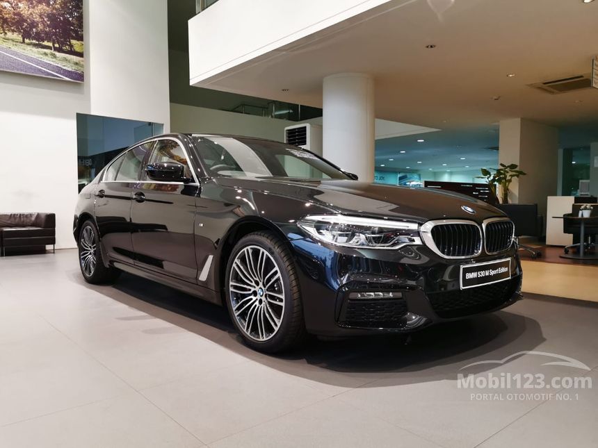 Jual Mobil BMW 530i 2019 Luxury 2.0 di DKI Jakarta Automatic Sedan ...