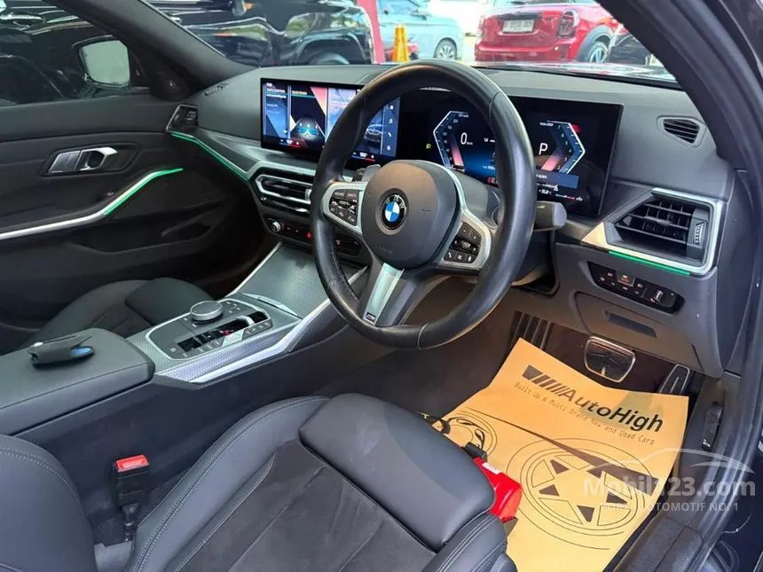 2024 BMW 330i M Sport Pro Sedan