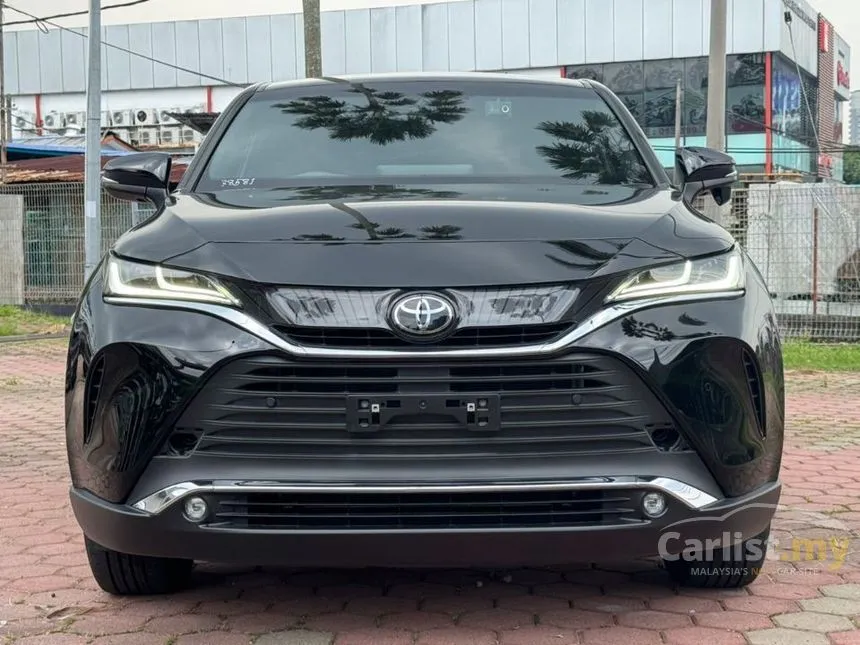 2022 Toyota Harrier Luxury SUV