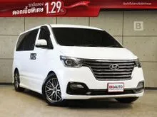 2018 Hyundai GRAND STAREX 2.5 (ปี 18-24) VIP Wagon AT