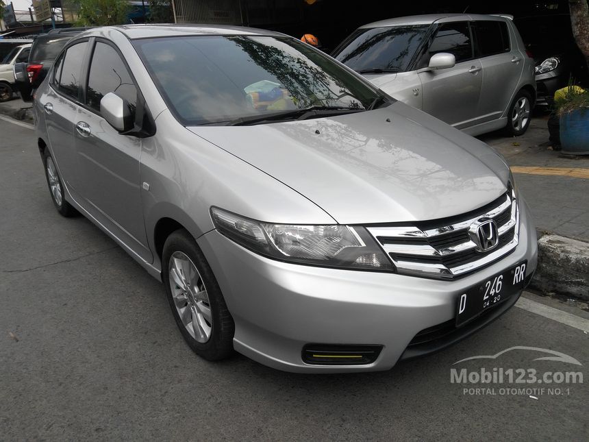 Jual Mobil Honda City 2012 E 1.5 di Jawa Barat Manual Sedan Silver Rp 