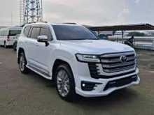 2025 Toyota Land Cruiser 3,3 300 VX-R 4x4 SUV Warna Putih Ready Harga Termurah