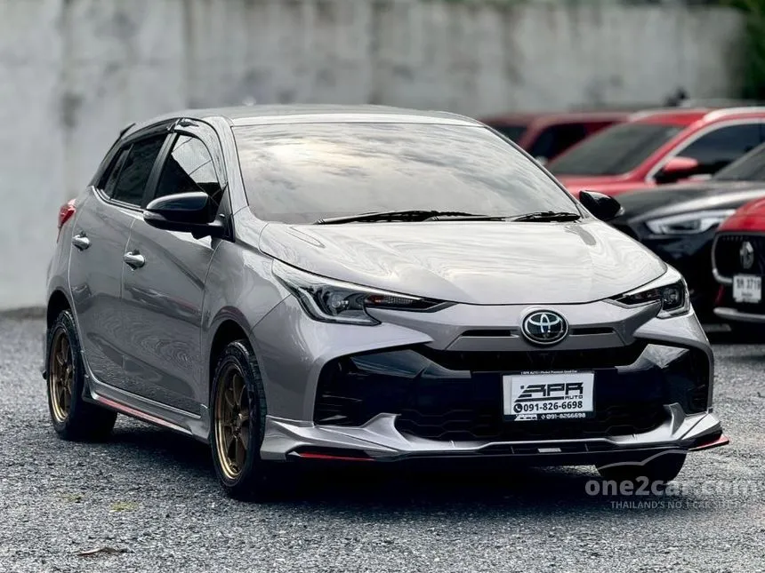 2023 Toyota YARIS Premium S Hatchback