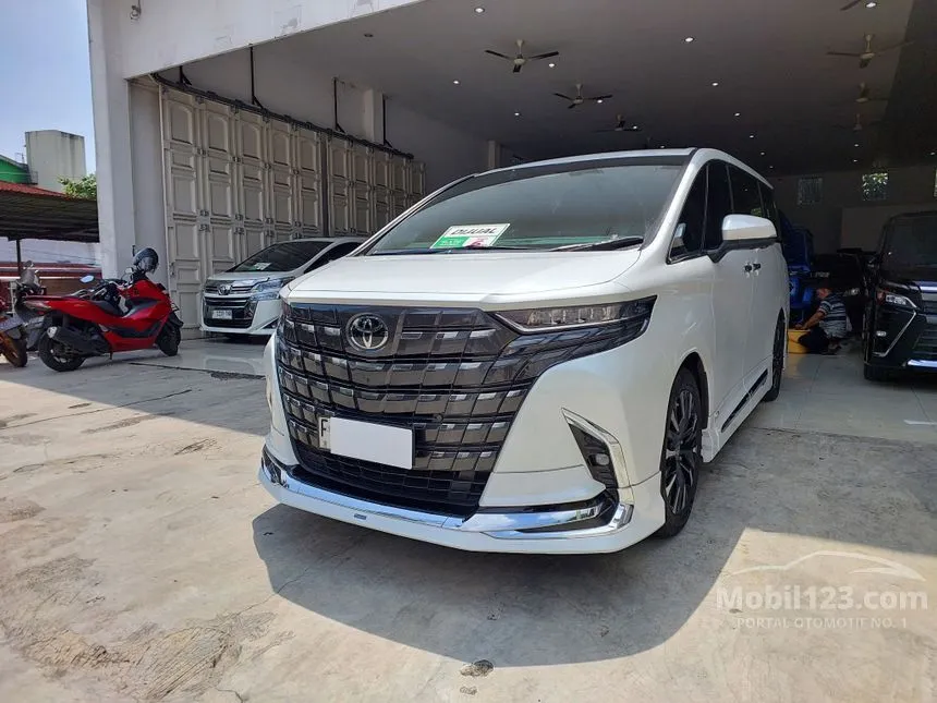 2024 Toyota Alphard HEV Modelista MPV