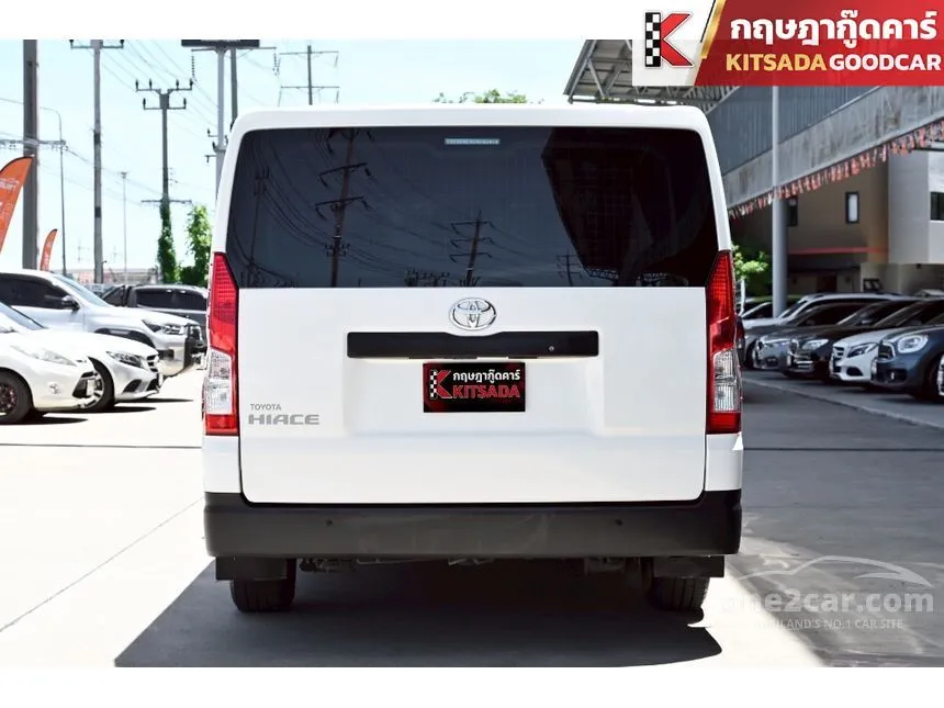 2022 Toyota HIACE Eco Van