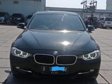 2013 BMW 320i 2.0 Sport Sedan