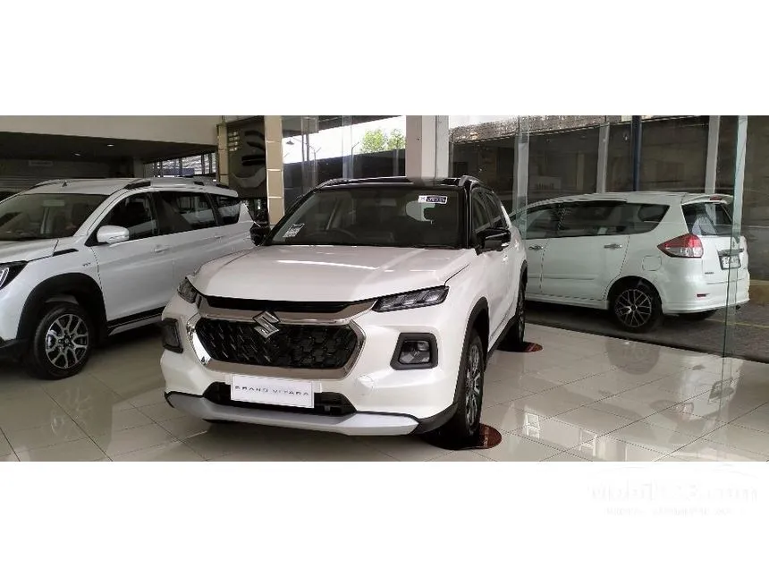 Jual Mobil Suzuki Grand Vitara 2023 GX MHEV Two Tone 1.5 di Jawa Barat Automatic SUV Putih Rp 356.300.000