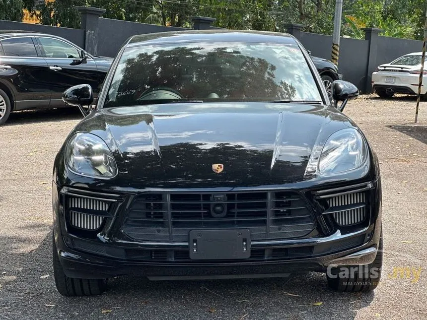 2020 Porsche Macan Turbo SUV