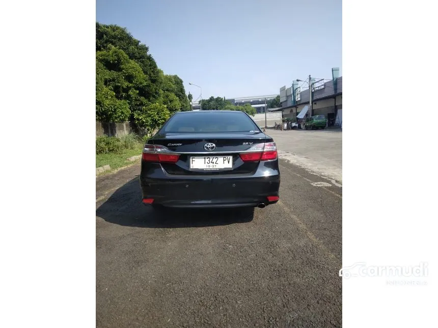 2017 Toyota Camry V Sedan