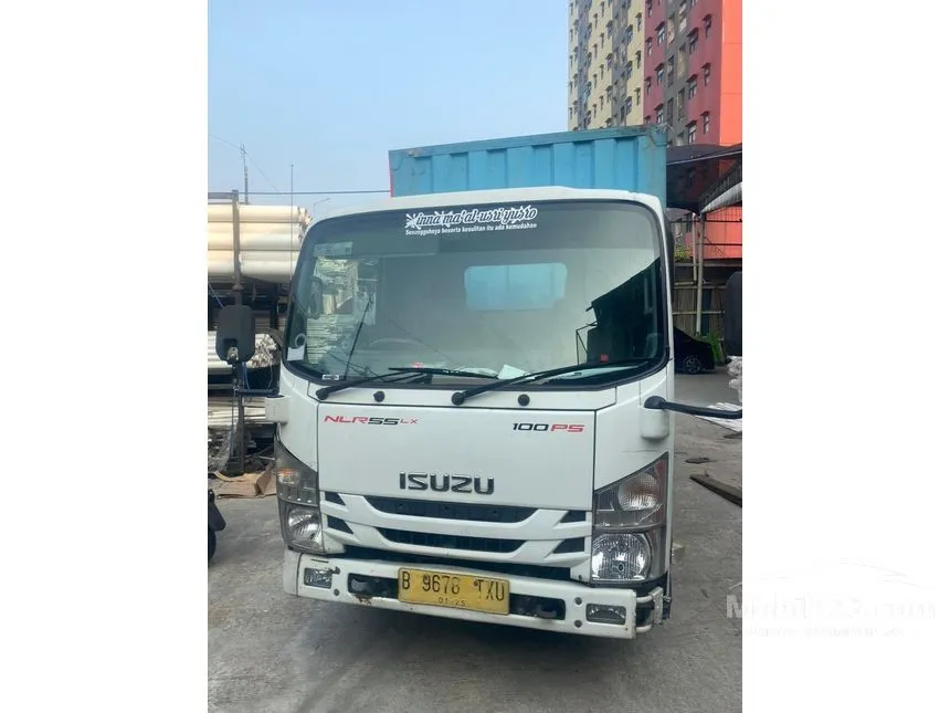 Jual Mobil Isuzu Elf 2019 NLR 55T LX 2.8 di DKI Jakarta Manual Trucks Putih Rp 280.000.000