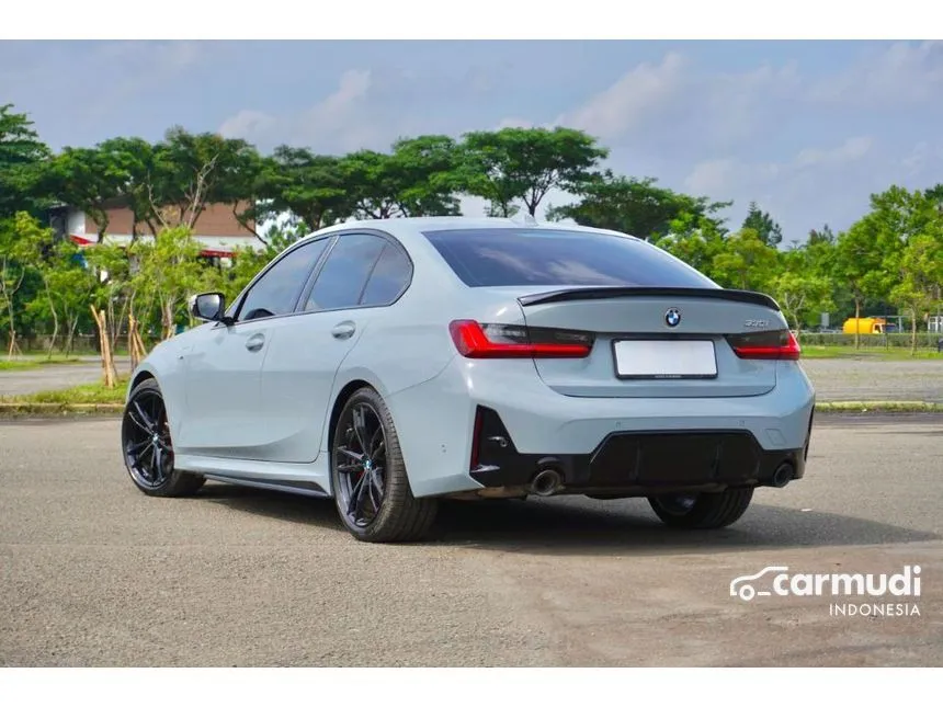 2024 BMW 330i M Sport Pro Sedan