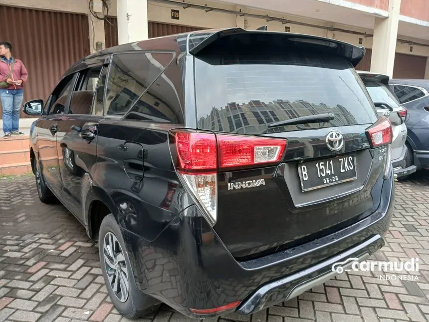 2021 Toyota Kijang Innova V MPV