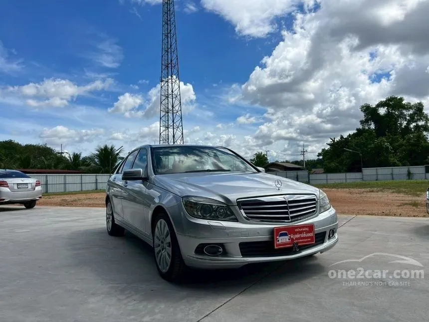 2010 Mercedes-Benz C200 CGI BlueEFFICIENCY Sedan