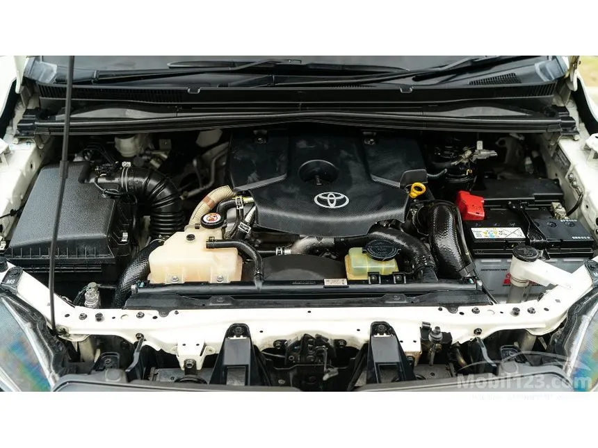 2021 Toyota Kijang Innova Venturer MPV