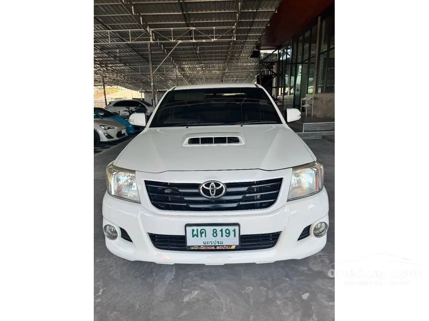2013 Toyota HILUX VIGO Champ E TRD Sportivo Smart Cab Pickup