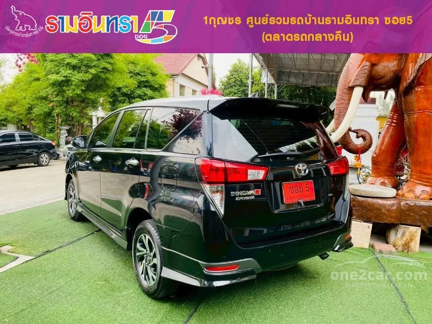 2022 Toyota INNOVA Crysta Wagon