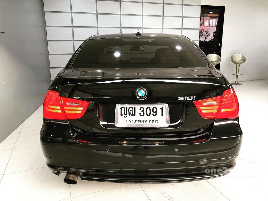 Bmw 318i 2011