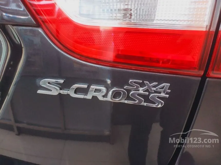 2022 Suzuki SX4 S-Cross Hatchback