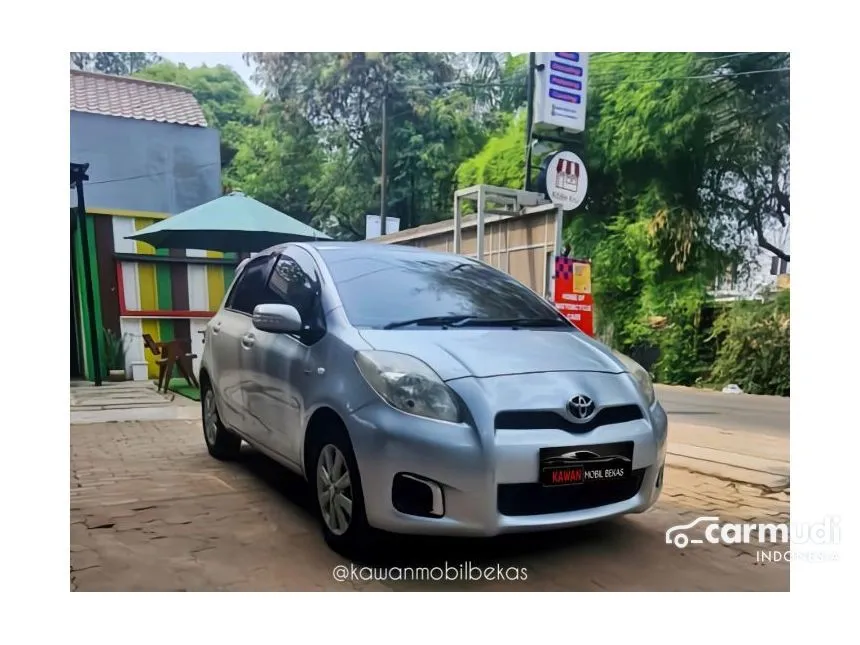 Jual Mobil Toyota Yaris 2013 J 1.5 di DKI Jakarta Automatic Hatchback Silver Rp 104.000.000