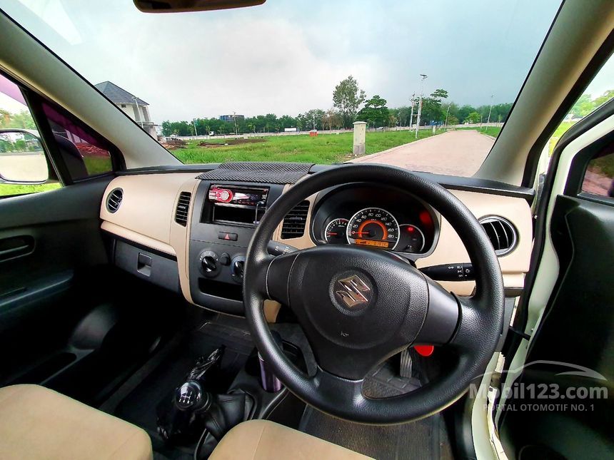 2014 Suzuki Karimun Wagon R DILAGO Wagon R Hatchback