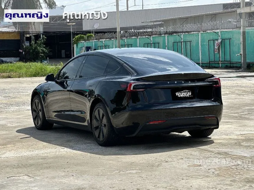 2024 TESLA Model 3 Sedan