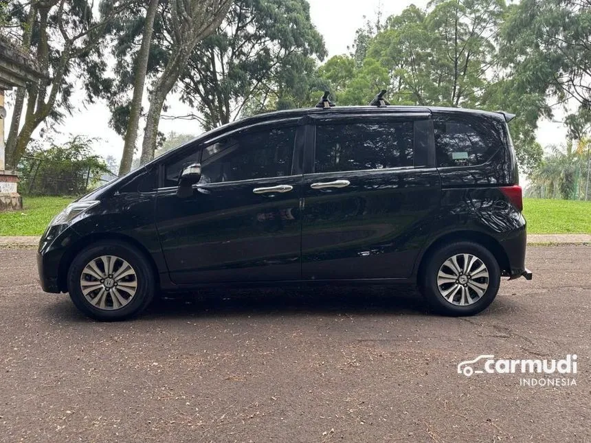 2013 Honda Freed S MPV