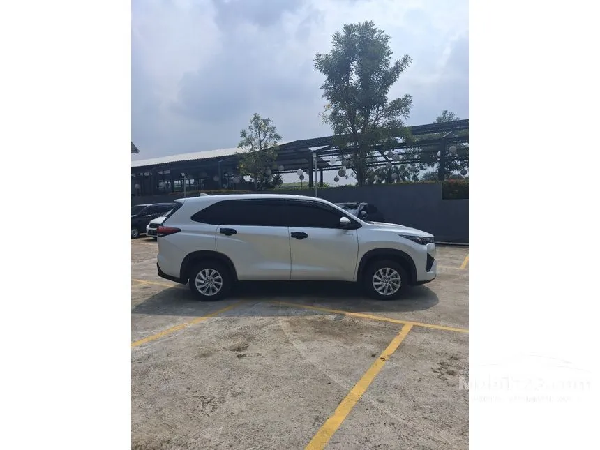 2023 Toyota Kijang Innova Zenix G HV (Premium Color) MPV