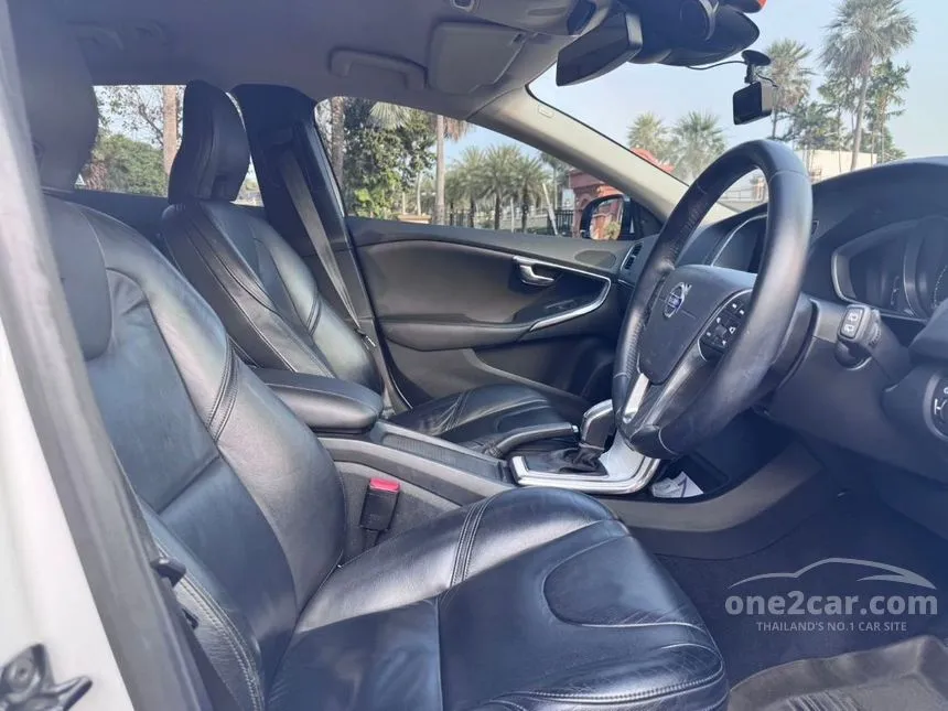 2014 Volvo V40 T5 S Wagon