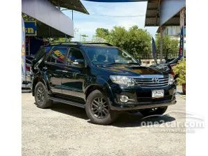 2015 Toyota FORTUNER 2.5 V SUV