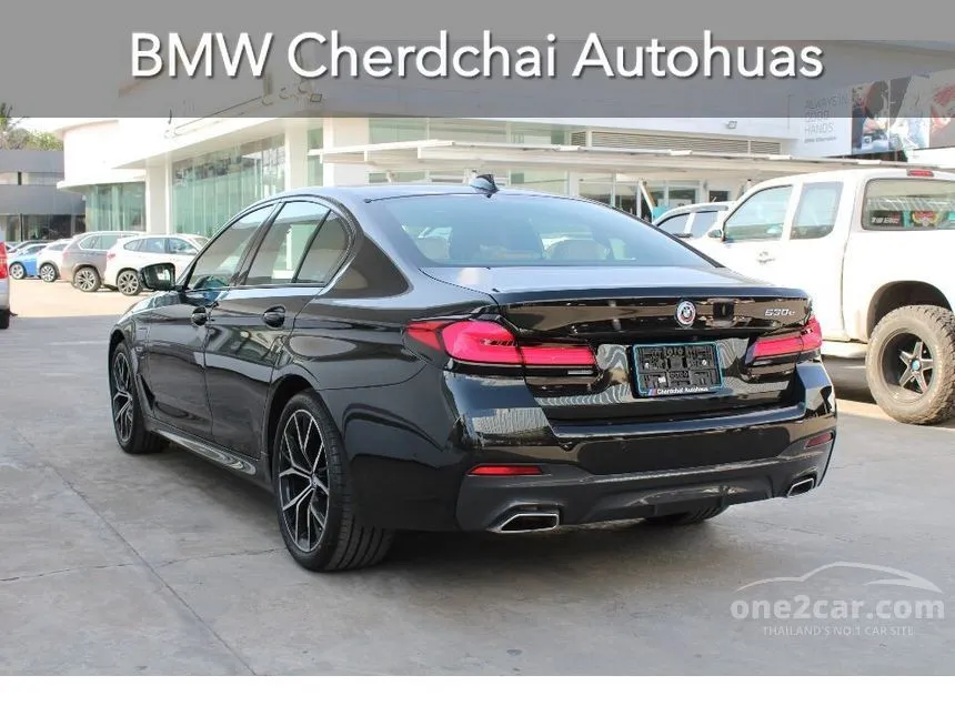 2022 BMW 530e M Sport Sedan
