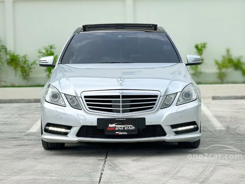 2012 Mercedes-Benz E250 CGI BlueEFFICIENCY Sedan