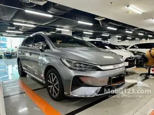 2024 BYD M6 Superior Captain 6-seater MPV