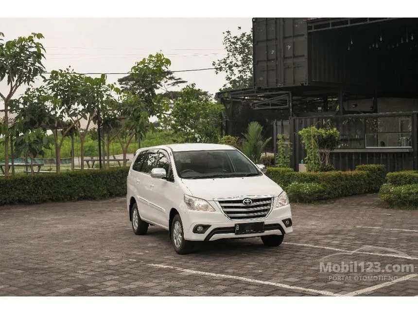 Jual Mobil Toyota Kijang Innova 2014 G 2.0 di Yogyakarta Automatic MPV Putih Rp 169.000.000