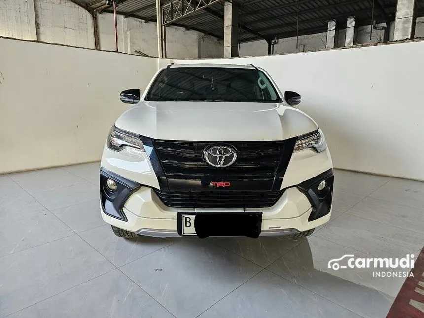 2018 Toyota Fortuner VRZ TRD 4X2 SUV