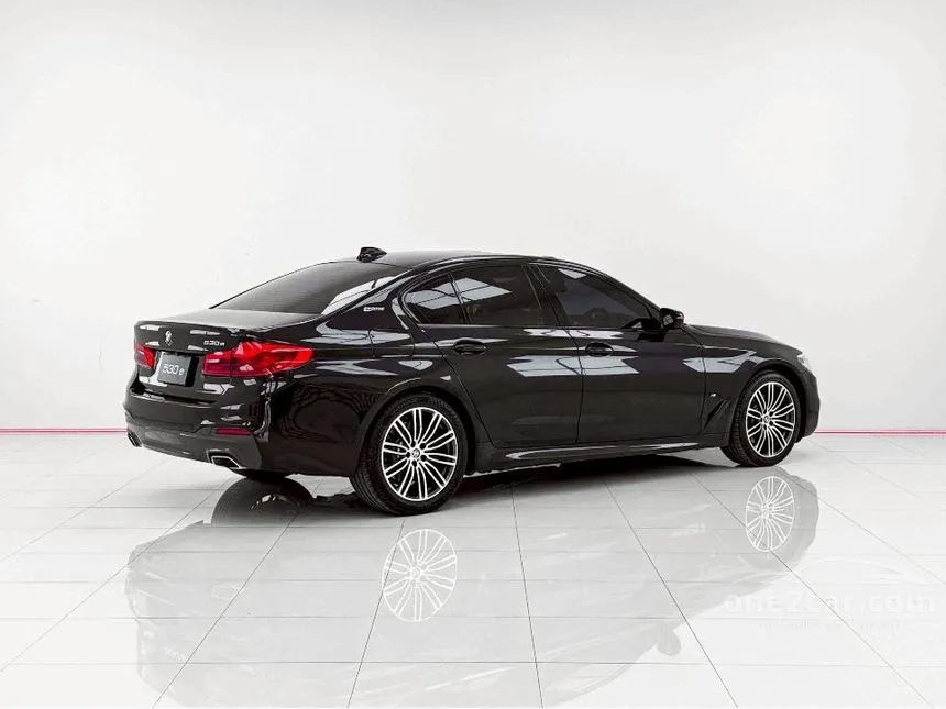 2020 BMW 530e M Sport Sedan