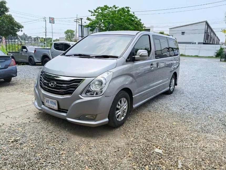 2014 Hyundai H-1 Deluxe Van