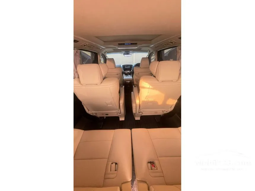 2023 Toyota Alphard G MPV