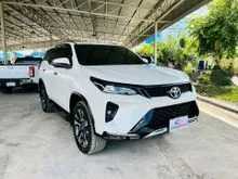 2025 Toyota FORTUNER 2.4 (ปี 15-25) Leader V SUV