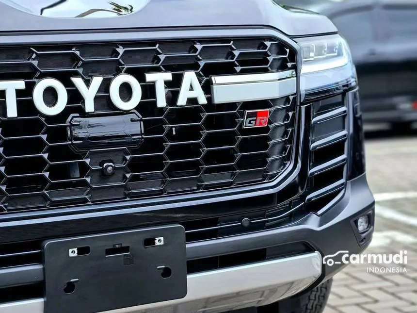 2024 Toyota Land Cruiser GR-S 70th Anniversary SUV