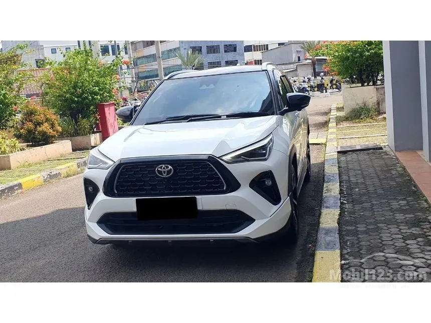2025 Toyota Yaris Cross S with GR Parts Aero Pkg SUV
