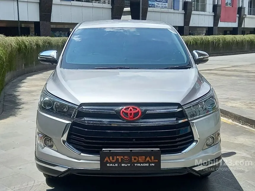 Jual Mobil Toyota Innova Venturer 2018 2.0 di DKI Jakarta Automatic Wagon Silver Rp 302.000.000