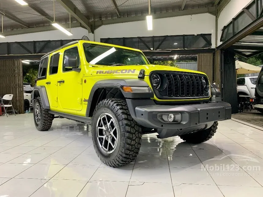 Jual Mobil Jeep Wrangler 2024 Rubicon Unlimited 2.0 di Jawa Tengah Automatic SUV Kuning Rp 2.399.000.000