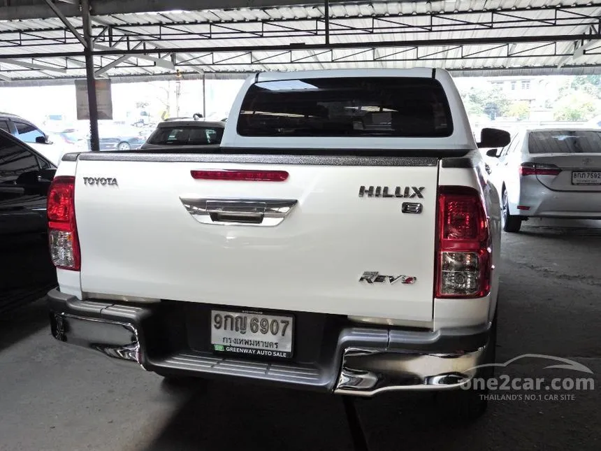 2019 Toyota Hilux Revo Prerunner E Pickup