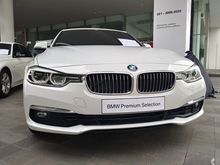 EDISI TERBATAS TERMEWAH DIKELASNYA - BMW ASTRA 2018 BMW 320i 2,0 Luxury Sedan