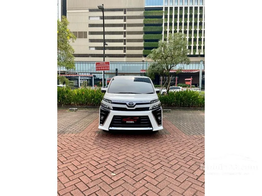 2021 Toyota Voxy MPV