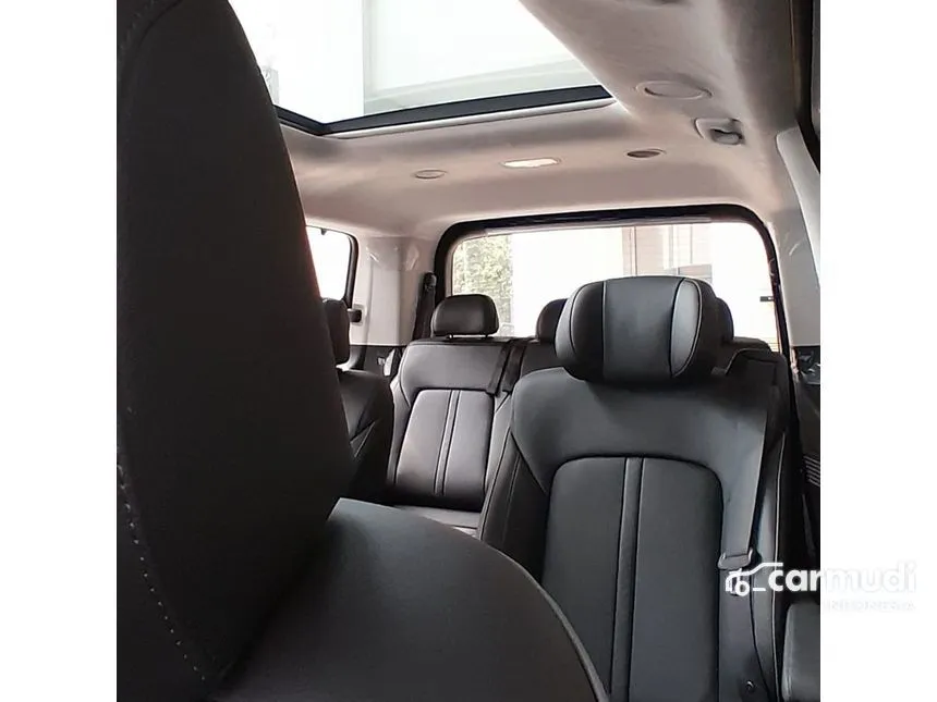 2025 Hyundai Staria Signature 7 MPV