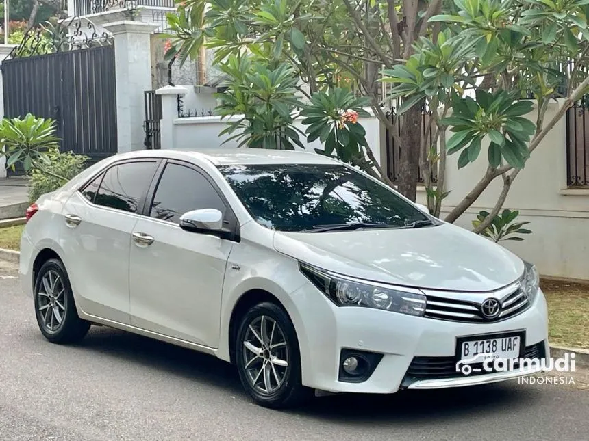 2014 Toyota Corolla Altis V Sedan