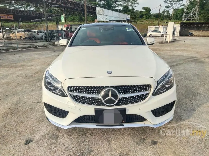 2015 Mercedes-Benz C200 AMG Sedan