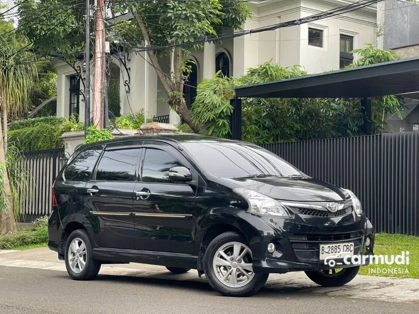 2012 Toyota Avanza Veloz MPV
