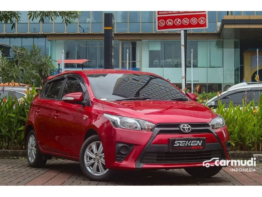 Jual Mobil Toyota Yaris 2015 E 1.5 di DKI Jakarta Automatic Hatchback Merah Rp 125.000.000